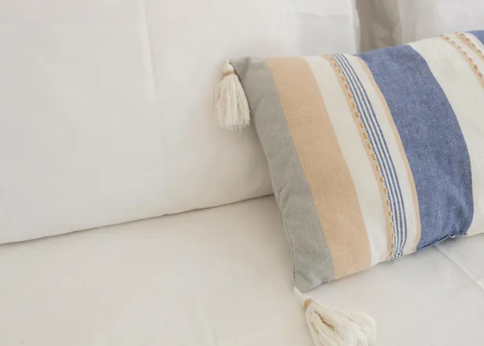 Traditional * Науса