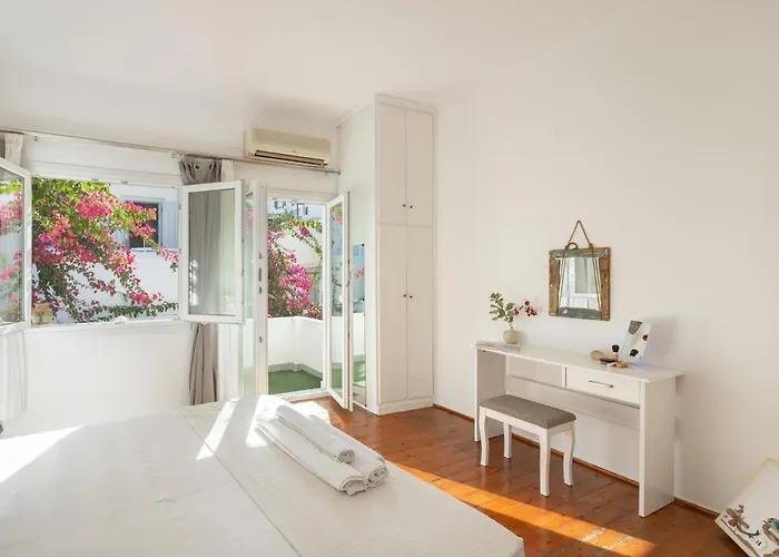 Апартаменты Traditional *